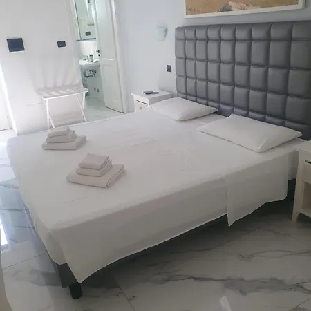 酒店 Masseria Solemare Gallipoli 皮佐